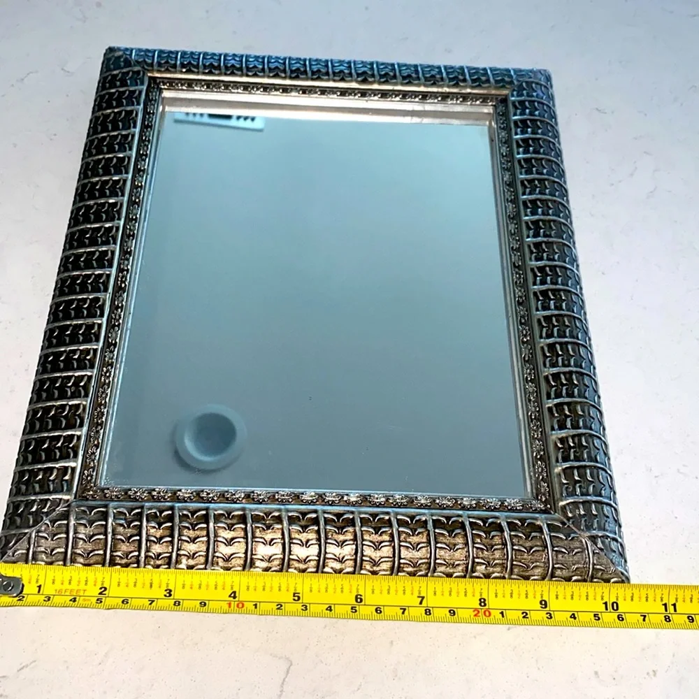 Elegant Silver Wall Mirror12’x10.5in